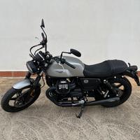 Moto Guzzi V7 IV Stone 850 E5