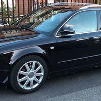Audi A4 B7 S-Line avant top