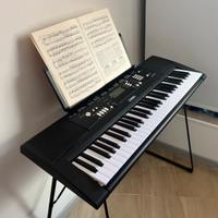 Tastiera pianoforte digitale Yamaha EZ-220