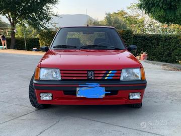Pegeout 205 1.9 GTI