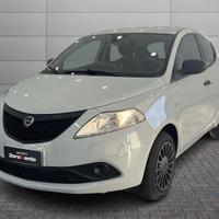 Lancia Ypsilon 1.0 firefly hybrid s&s 70cv