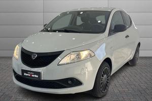Lancia Ypsilon 1.0 firefly hybrid s&s 70cv
