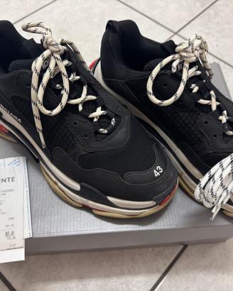 Scarpe Balenciaga triple S originali 