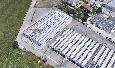 Capannone in via Porzus a Udine di circa 200 mq