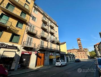 3 LOCALI A TORINO