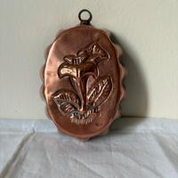 Antico stampo in rame da cucina da appendere