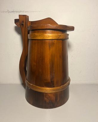 Antico boccale da birra in legno di betulla Vintag