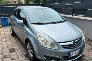 Opel corsa 1.2 neopatentati