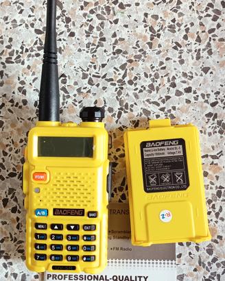Baofeng UV 5R - rice trasmettitore bibanda