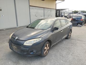 RENAULT MEGANE III ricambi usati