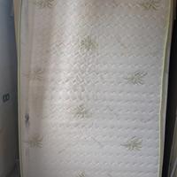 Materasso memory una piazza e mezza