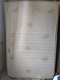 Materasso memory una piazza e mezza