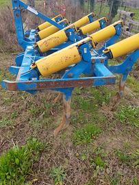 ATTREZZATURA  AGRICOLA 