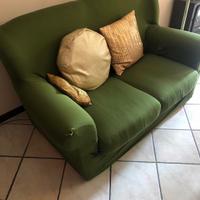 Divano a due sedute + poltrona