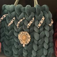 Borsa realizzata a mano