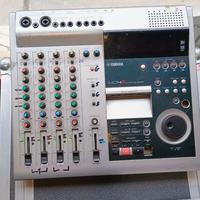 Mixer registratore riproduttore minidisYamaha MD4S