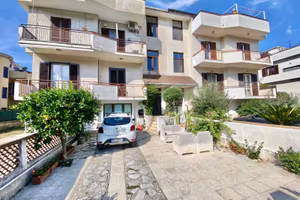 Ampio appartamento a Roccapiemonte