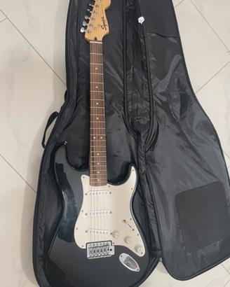 Squier stratocaster e accessori