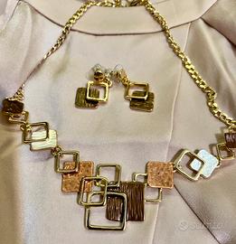 Collana e orecchini