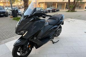 Yamaha TMAX 560 TECH MAX
