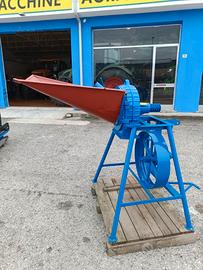 mulino per cereali a cardano con crivelli