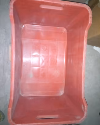 Due cassette di plastica