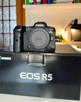 Canon R5