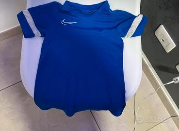 Maglietta aderente nike