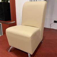 Poltrone Professionali con Piedini Cromati