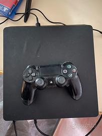 ps4 500 gb + 4 giochi