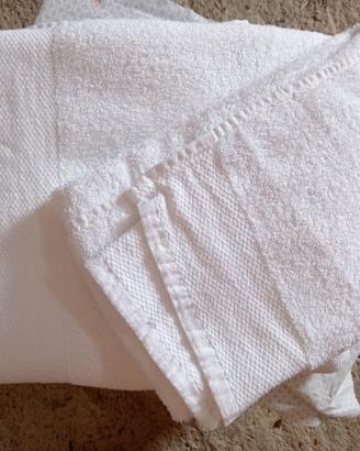 13 coppie di salviette 