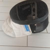 attrezzatura ragazzo scherma