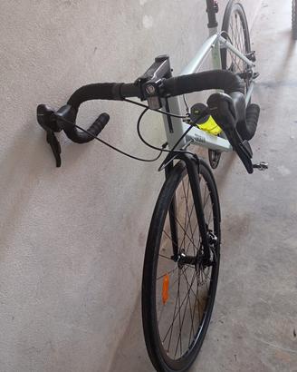 bicicletta da corsa triban rc120