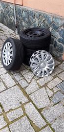 4 CERCHI CON GOMME ESTIVE ORIGINALI FORD FIESTA