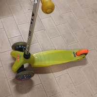 Monopattino micro usato