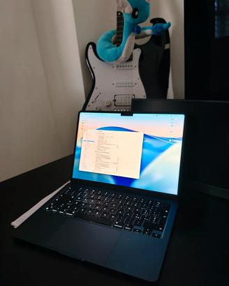 MacBook Air 13" M2 - Color Mezzanotte