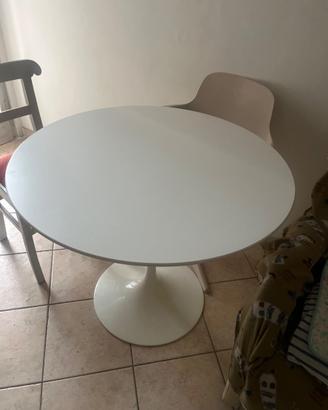 Tavolo Knoll Saarinen 0,90 bianco