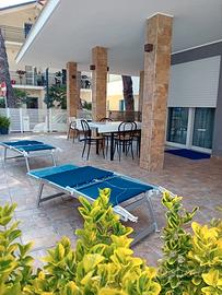 Appartamento in centro con ampia corte a Igea M