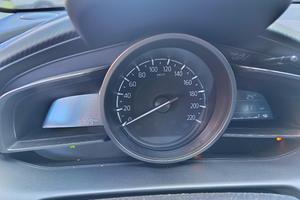 Mazda 2 sky-active  1.5