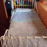 lettino per ragazzi in ferro bianco
