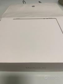 Scatole originali Apple iPhone 17 pro max Macbook