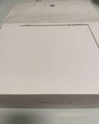 Scatole originali Apple iPhone 17 pro max Macbook