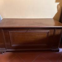 Cassapanca in legno