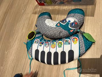 Tummy time piano