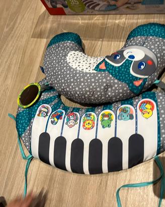Tummy time piano
