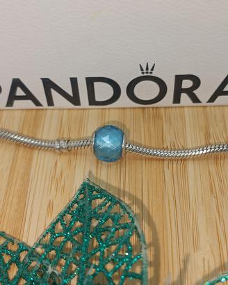 charm pandora sfaccettato blu cielo in argento 925