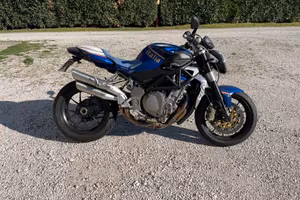 MV Agusta Brutale 910 R Italia - 2.900km
