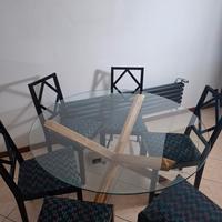 Tavolo in vetro