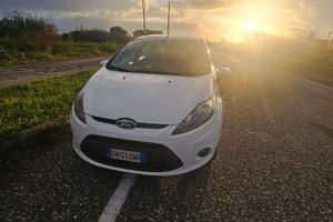 Ford fiesta 2010 GPL 