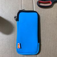 Astuccio con filo